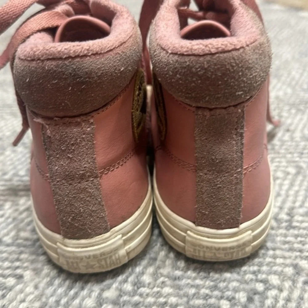 Converse Chuck Taylor All‎ Star Berkshire fleece lined Hi Pink Leather Size 3